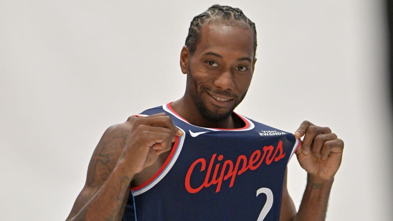 Clippers, Kawhi Leonard’s surge leads fan to eat words — literally