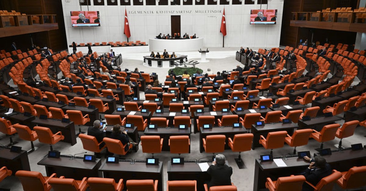 Son dakika: Meclis’te yarıyıl arası: Tatil sonrası hangi teklifler sunulacak?
