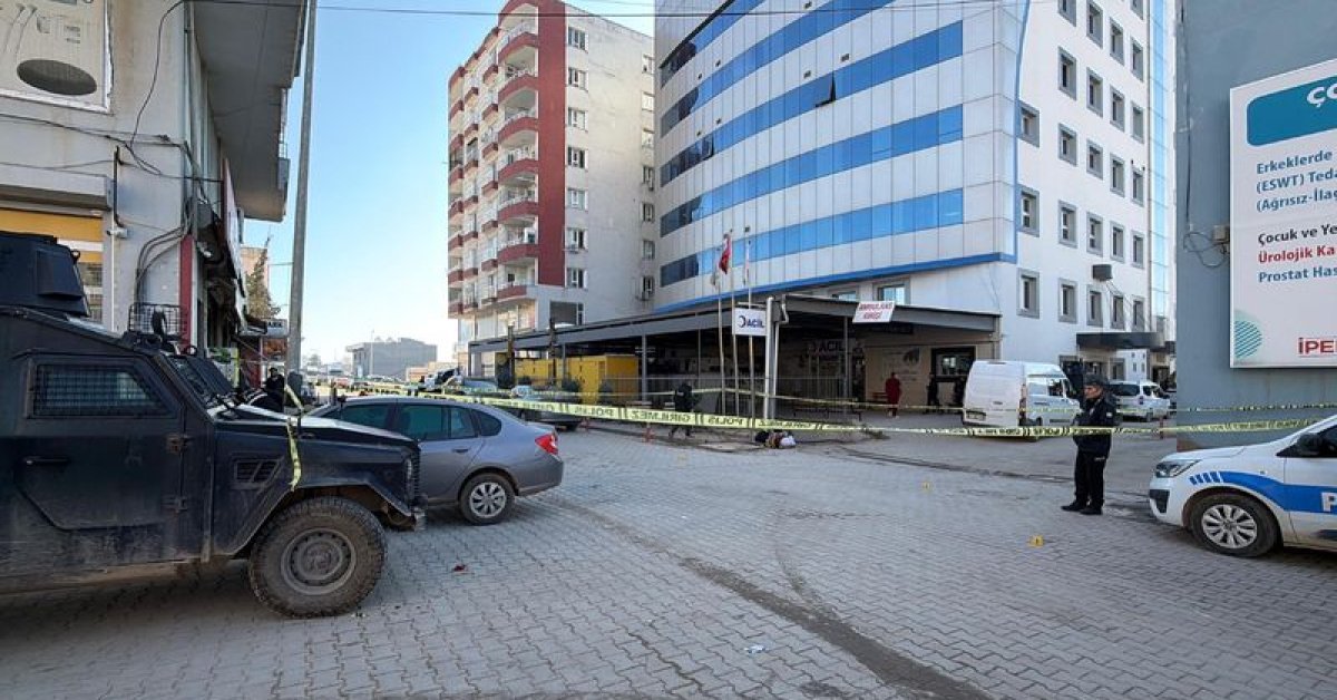 Son dakika: Mardin’de hastane önünde silahlı kavga: 1 ölü, 4 yaralı