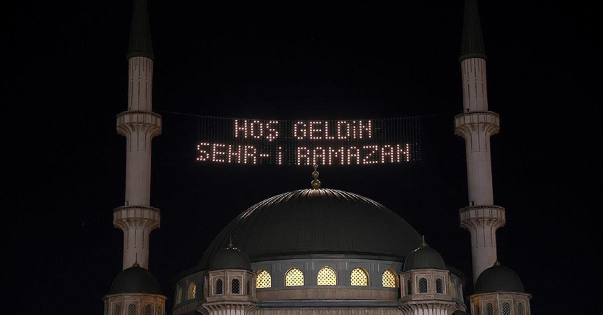 2026 Diyanet takvimi ile Ramazan ayı ne zaman başlıyor, ilk oruç ve ilk sahur hangi güne denk geliyor? Ramazan Bayramı tarihi