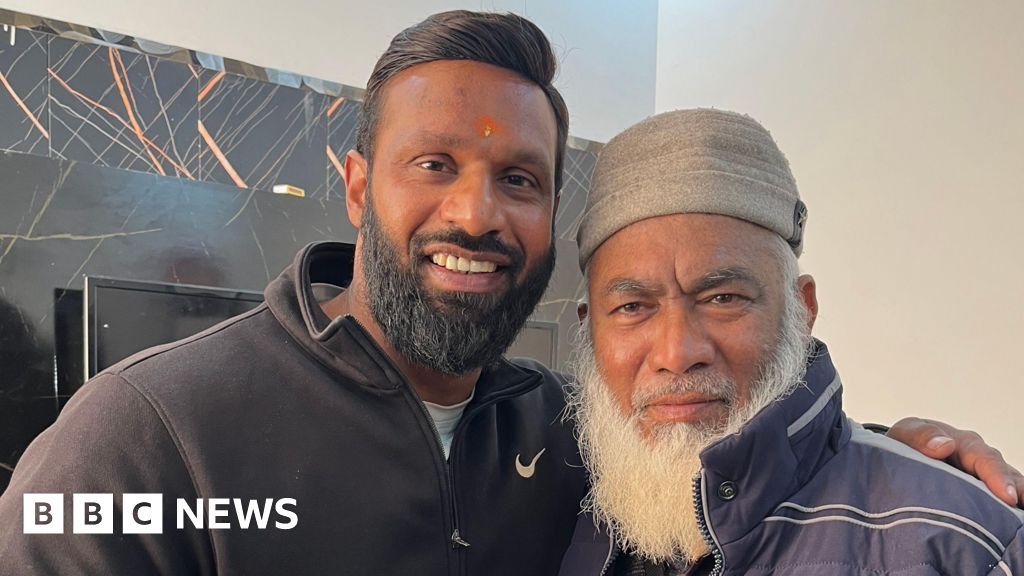 The Hindu who stood up for a Muslim and became a hero in India