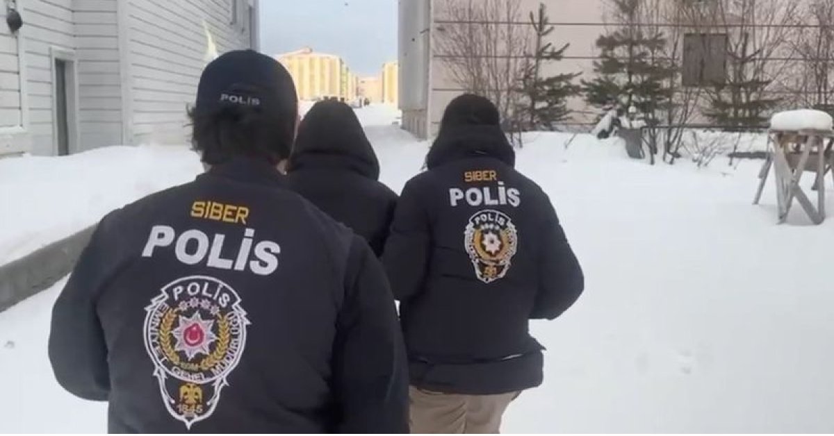 Son dakika: Kars merkezli 5 ilde “Sahte el” operasyonu: Sosyal medya şebekesi çökertildi