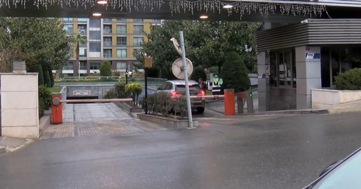 İstanbul’da 2 araçtan çuvallardaki 30 milyon dolar çalındı iddiası | SON DAKİKA HABER