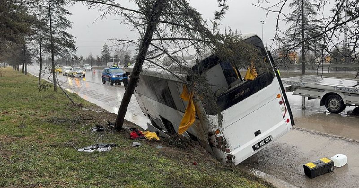 Cezaevi aracı devrildi! 3 yaralı var
