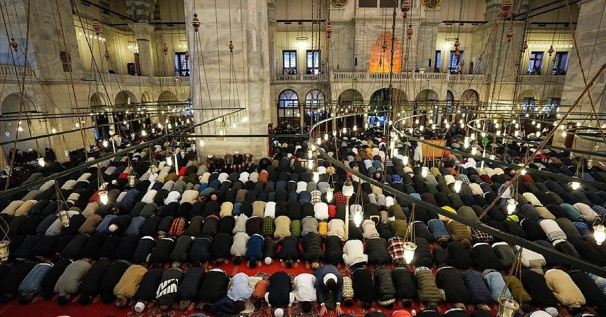 2026 İmsakiye ile ilk teravih namazı ne zaman? Teravih namazı İstanbul, Ankara ve 81 ilde saat kaçta kılınacak?