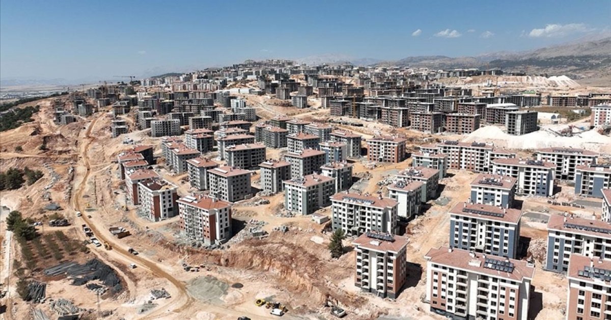 Deprem konutu aylık taksit tutarı ne kadar, taksit süresi kaç yıl, konut fiyatları ne kadar, geri ödeme ne zaman başlıyor?