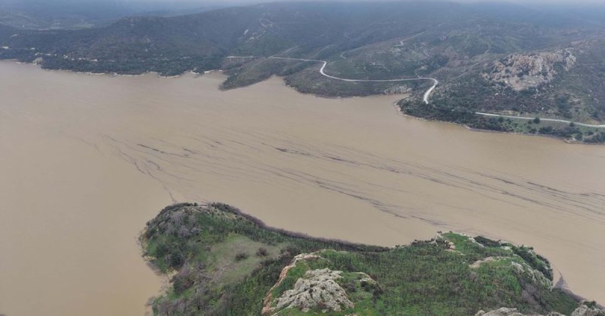 Çanakkale’de barajda su seviyesi yüzde 100’e ulaştı; belediye taşkın için uyardı