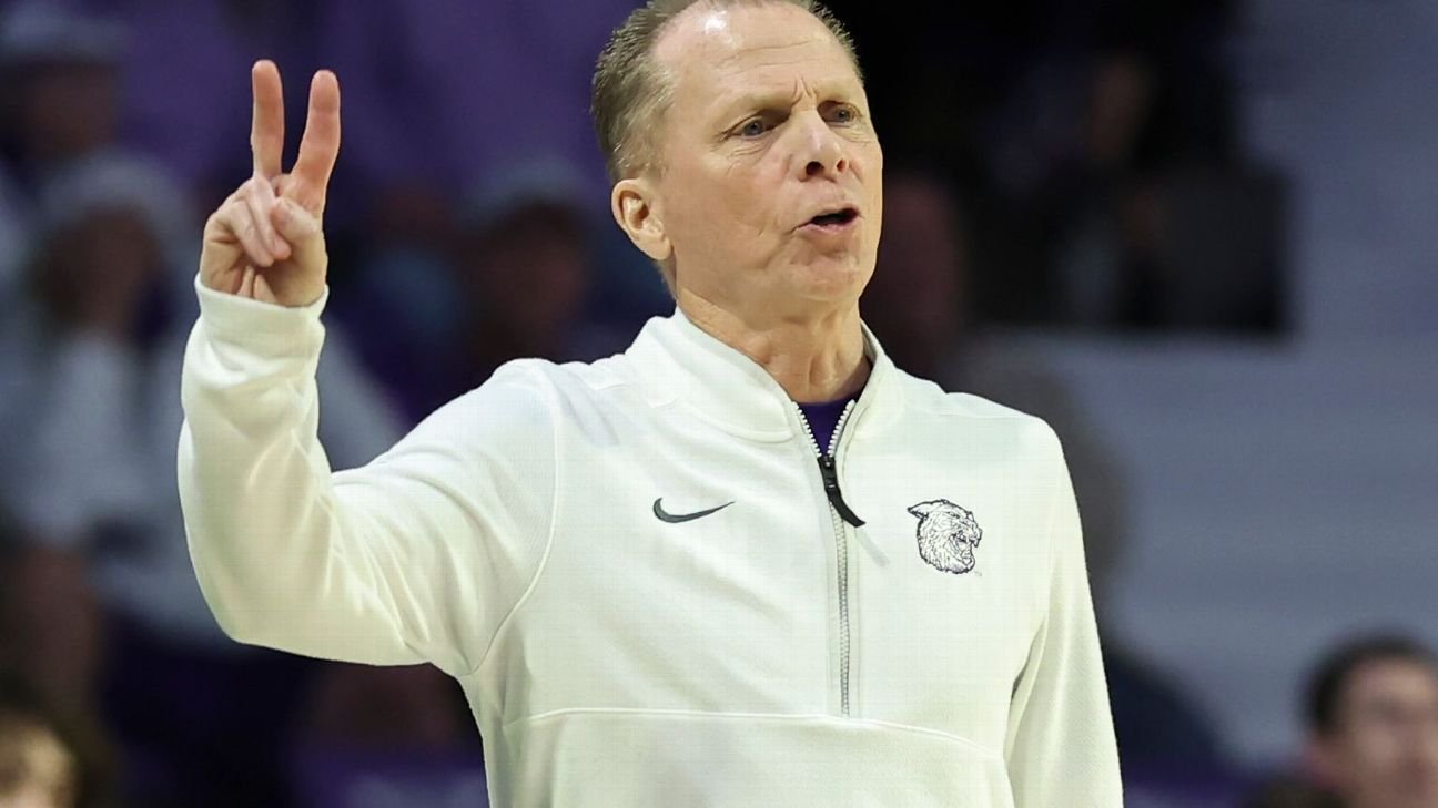 Kansas State cruises past Baylor in Matthew Driscoll debut