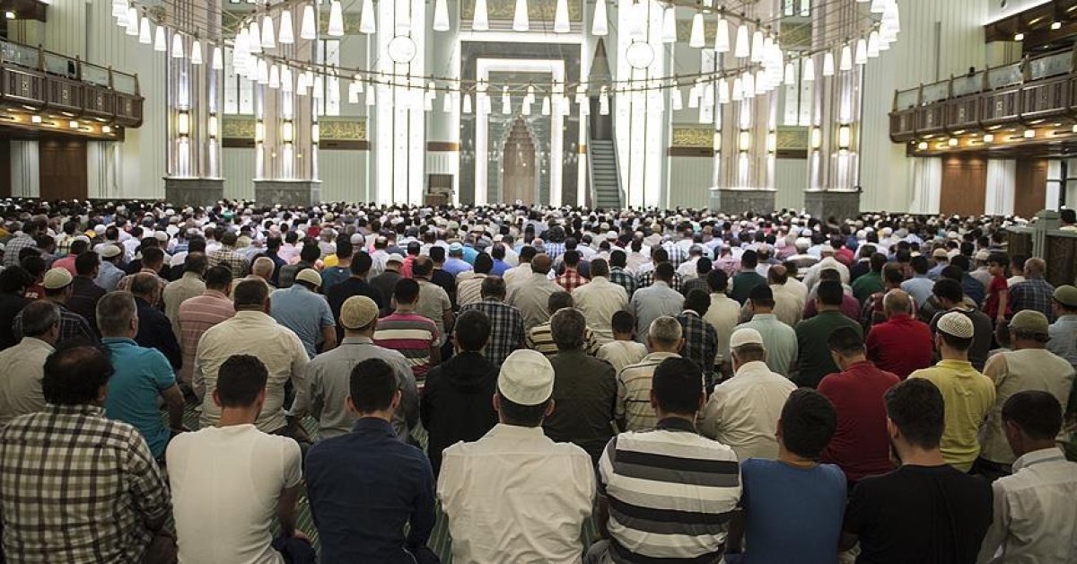 Ramazan İmsakiyesi ile İstanbul, Ankara, İzmir’de ilk teravih namazı ne zaman ve saat kaçta kılınacak?