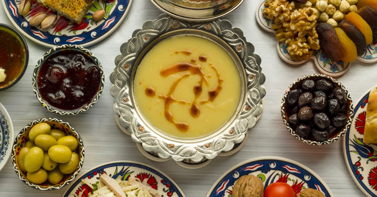 İftarda okunacak dualar nelerdir, oruç açarken hangi sureler okunur? İşte iftarda okunacak dualar