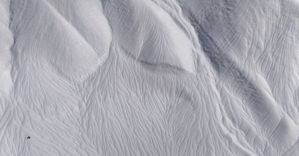 Hakkari'de 'kar dalgaları' şaşırttı