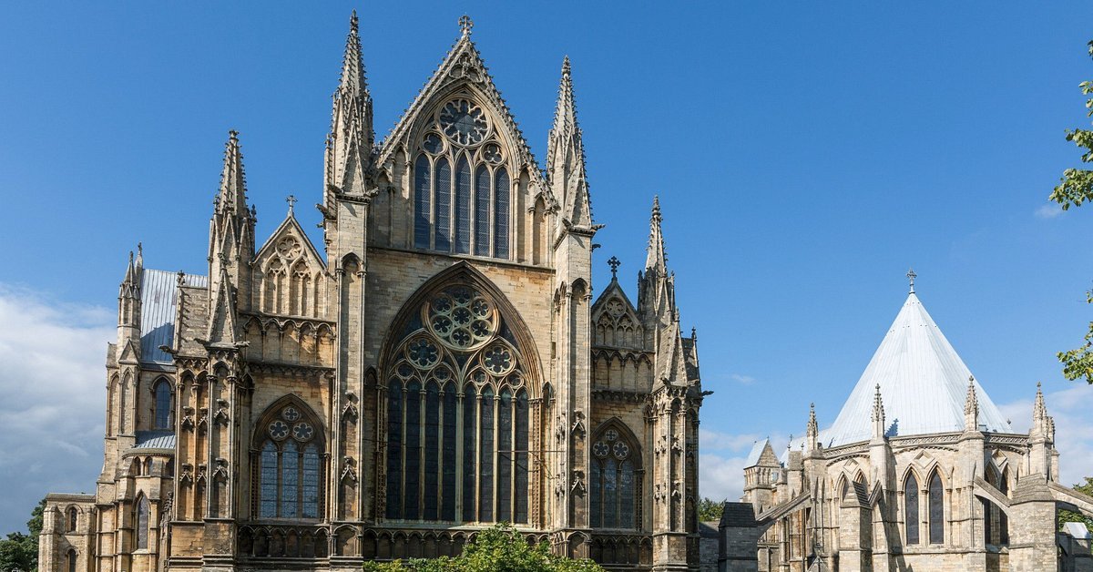 İngiliz piskopos, cinsel saldırı iddiaları nedeniyle gözaltına alındı