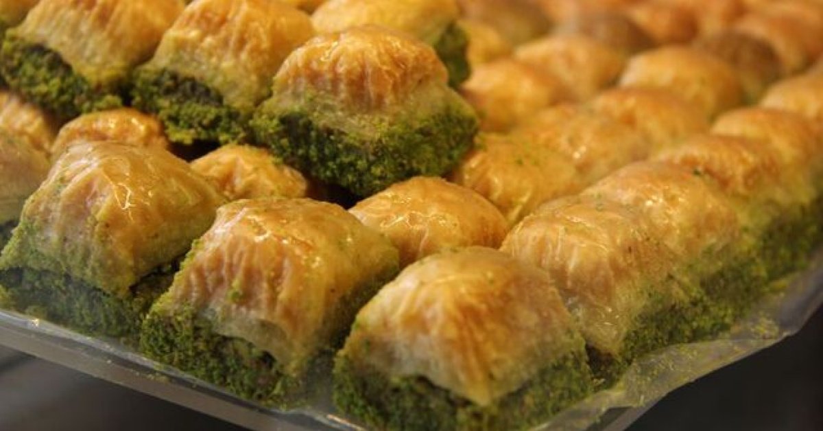 Evde ev baklavası nasıl yapılır? Doğal, kolay ve lezzetli ev yapımı ev baklavası tarifi ymk