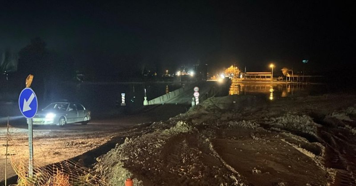 Edirne’de taşkın alarmı: Tunca Köprüsü kapatıldı