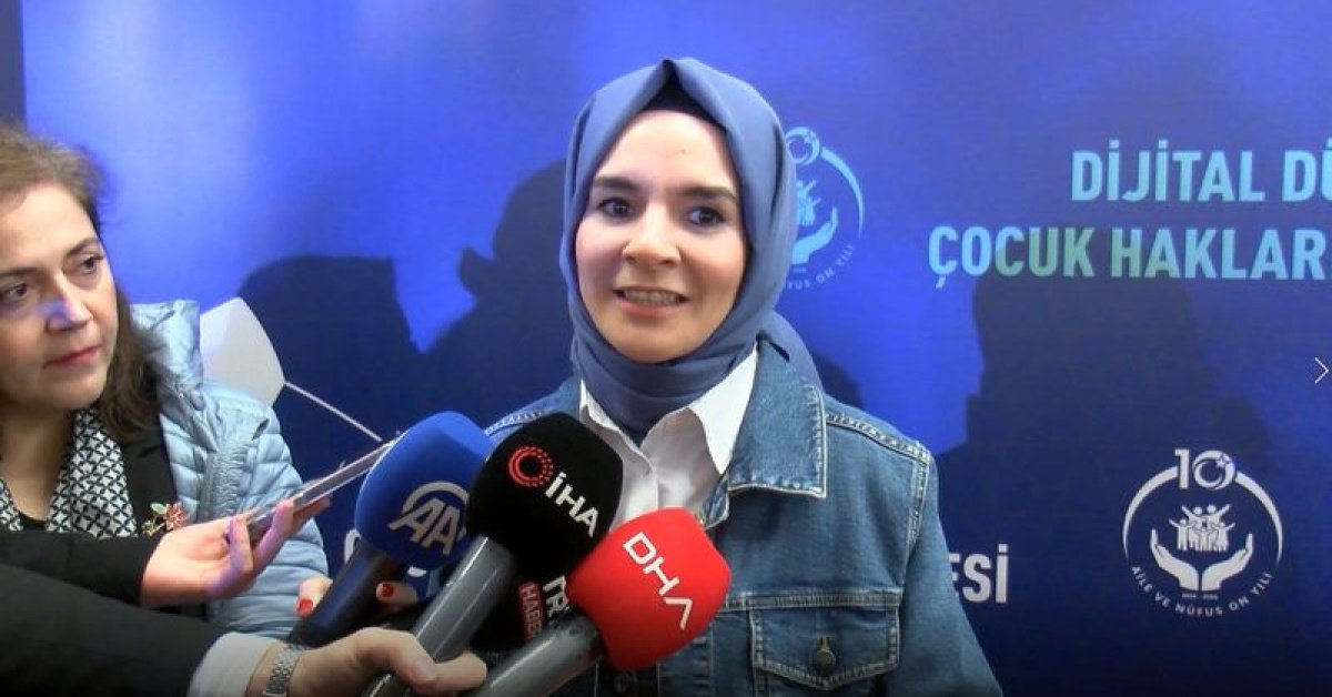 Bakan Göktaş, ‘Külliye’de Ramazan’ etkinlik alanını ziyaret etti