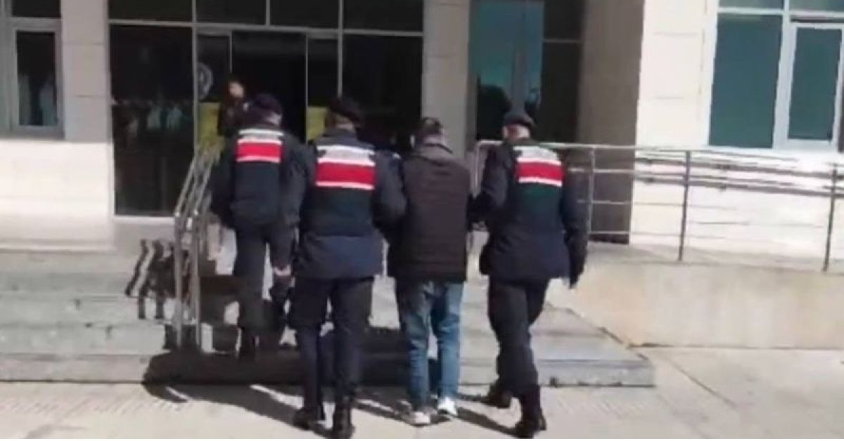 Adana’da 10 milyon 110 bin kaçak makaron ele geçirildi