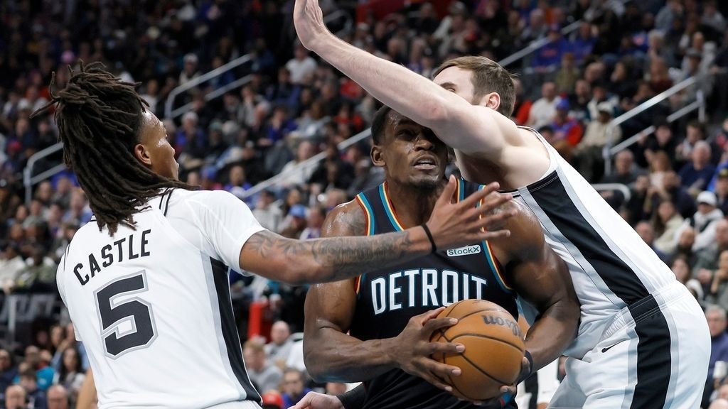 Spurs humble Pistons in potential NBA Finals preview