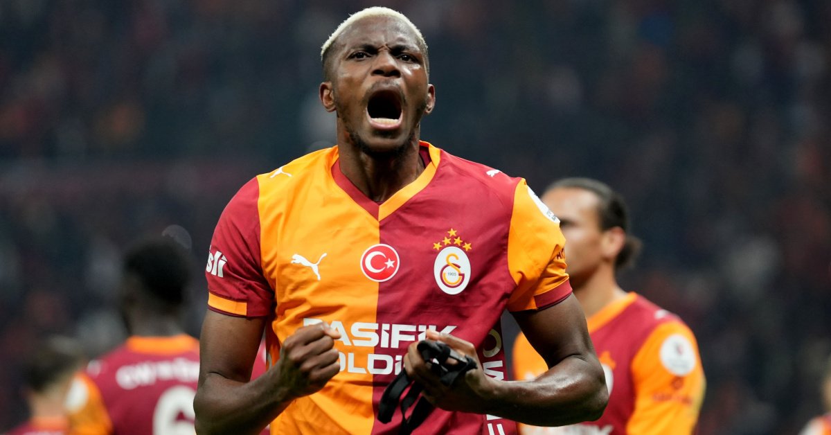 Osimhen Galatasaray tarihine geçti!