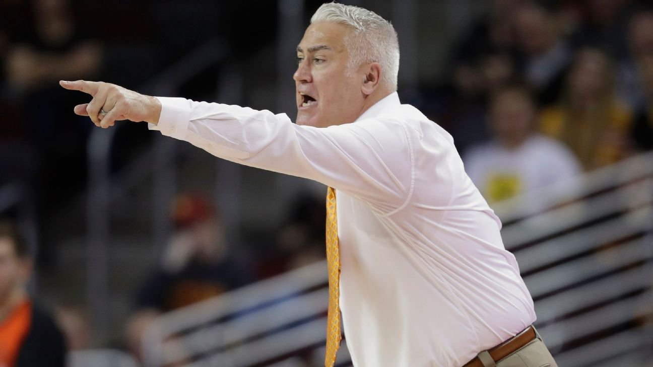 Oregon State says coach Wayne Tinkle won’t return next season