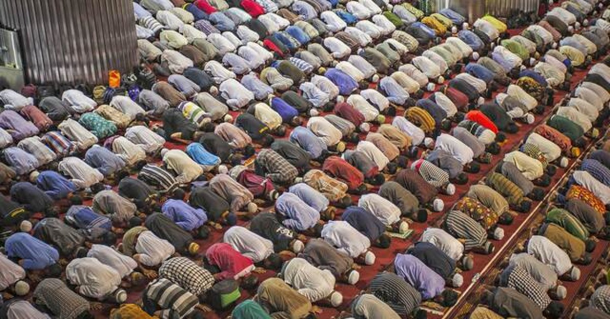 Cuma namazı saat kaçta? İşte Diyanet ile 27 Şubat İstanbul, Ankara, İzmir il il Cuma namazı saatleri