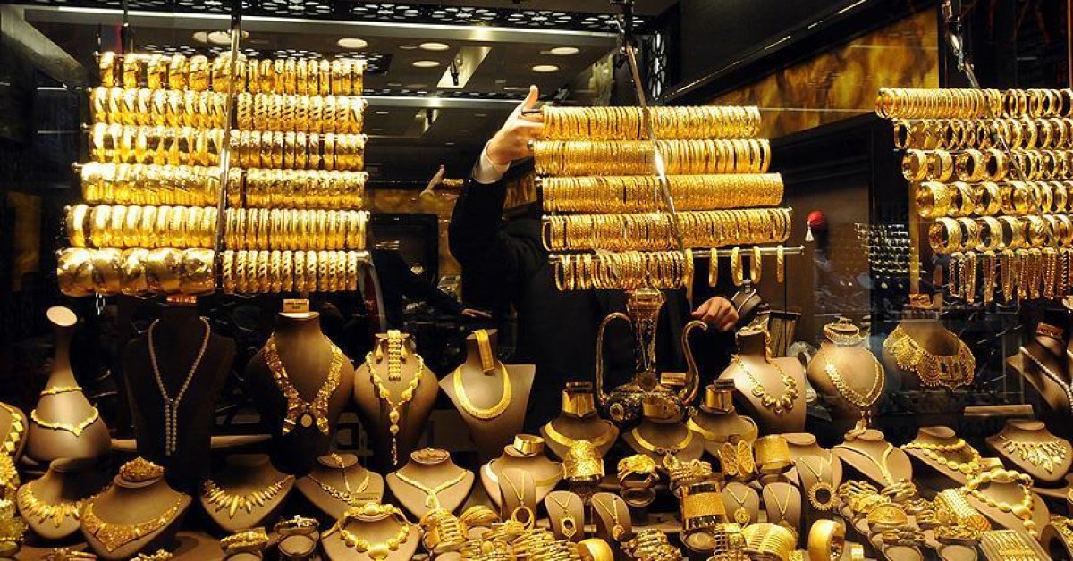 Altın yatay seyirde! Bugün Cumhuriyet altını, 22 ayar bilezik, ons, tam, yarım, çeyrek altın ve gram altın ne kadar oldu?
