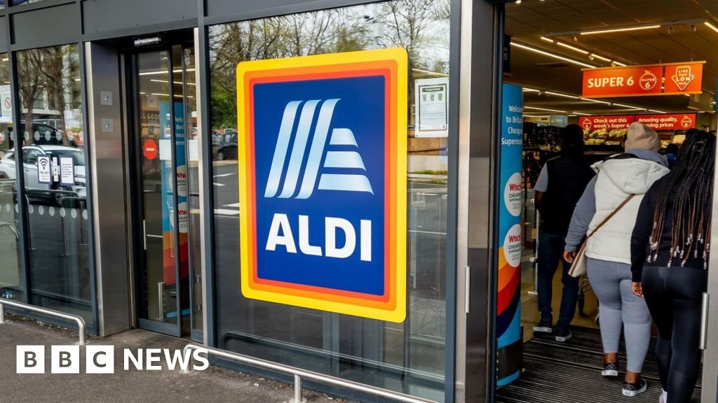 Aldi shop staff to receive two pay rises this year