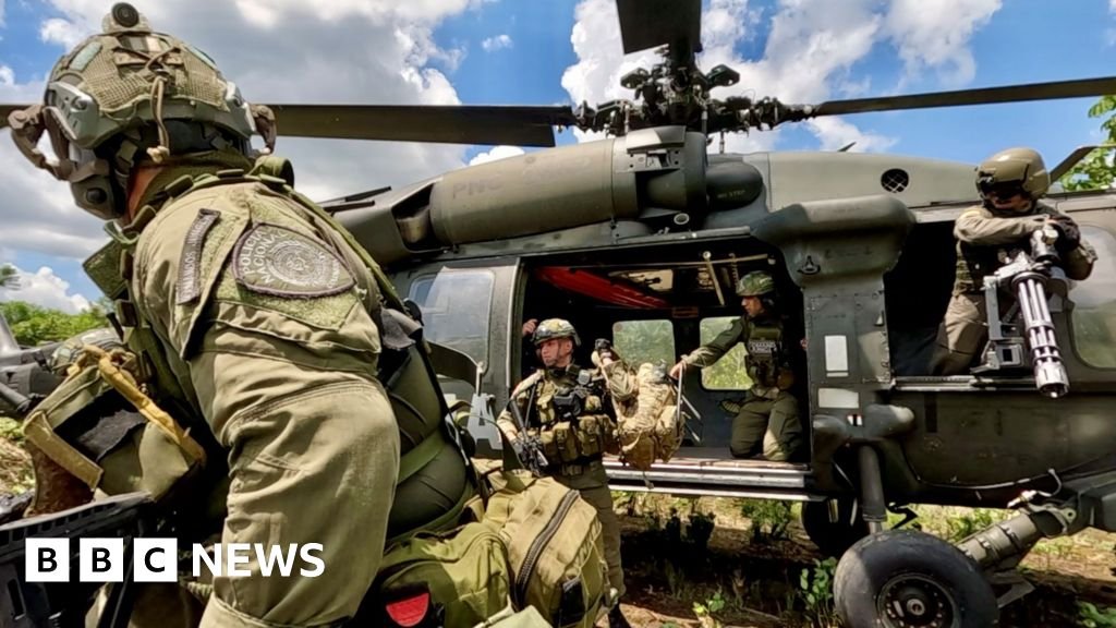 BBC joins Colombian commandos fighting 'never-ending battle' against drug gangs