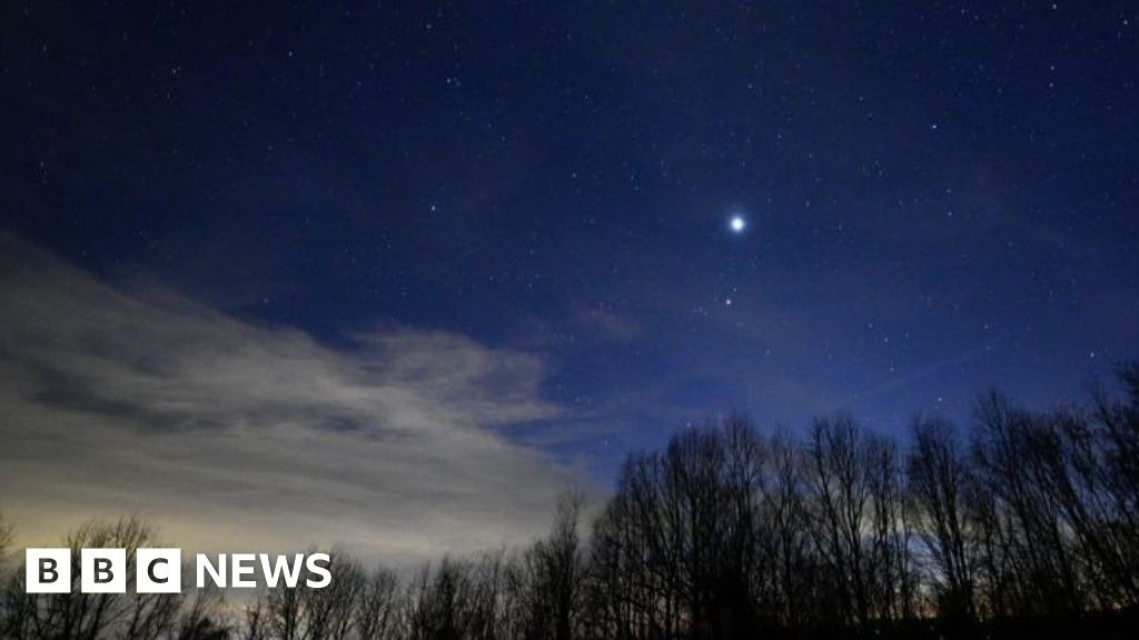 Six planets on show in celestial 'parade'
