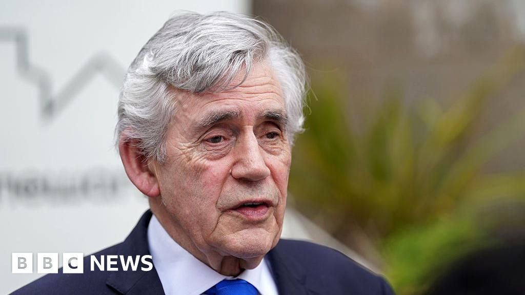 Former PM Gordon Brown urges police probe into whether Andrew used RAF bases to meet Epstein