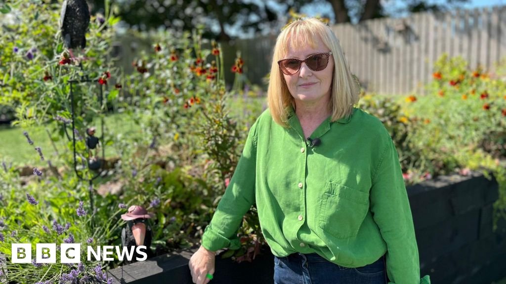 Mobile home park residents fear radiation from below