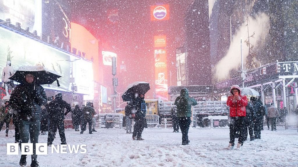 Winter storm covers parts north-east US in snow