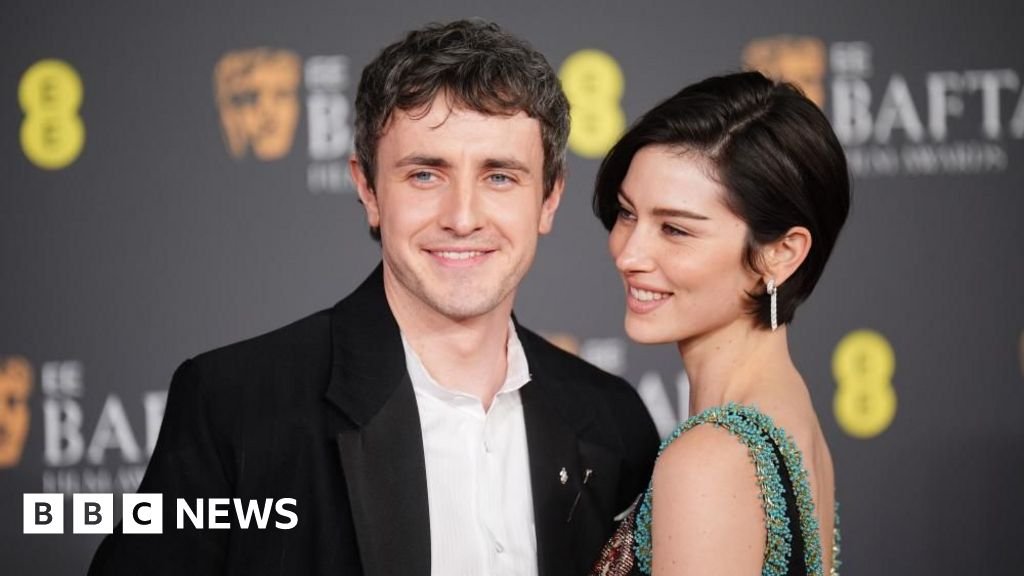 Mescal and Abrams go red carpet official, a 'strong language' apology and other Bafta highlights