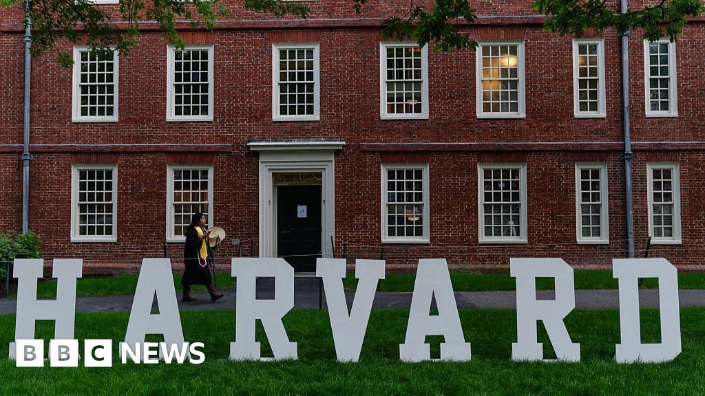 Trump seeks $1bn in damages from Harvard