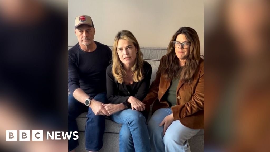 US news anchor says 'we will pay' for mother's safe return