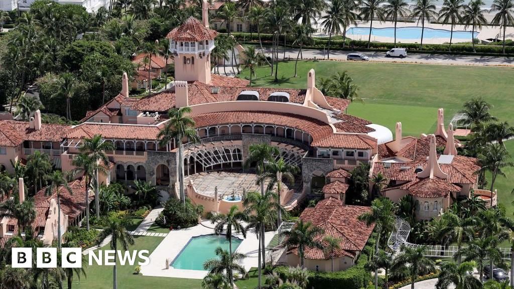Armed man killed after entering secure perimeter of Mar-a-Lago, Secret Service says