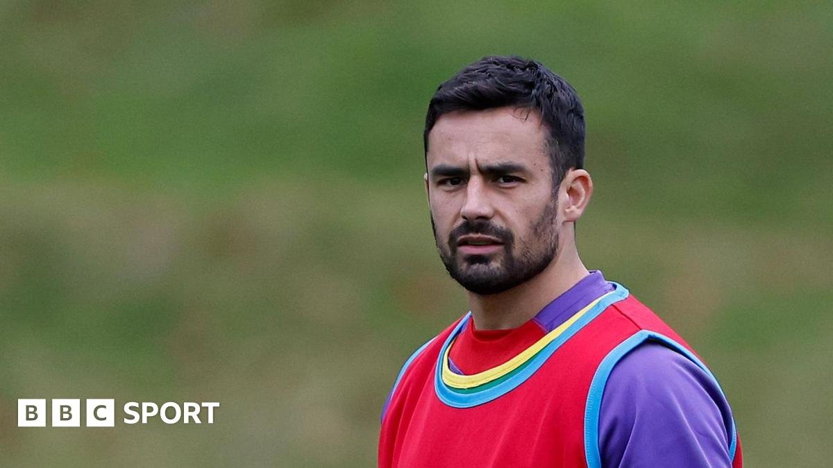 Alex Lozowski: Saracens centre to move to Sale Sharks next season