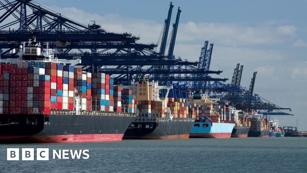 UK says 'nothing is off the table' in response to US tariffs