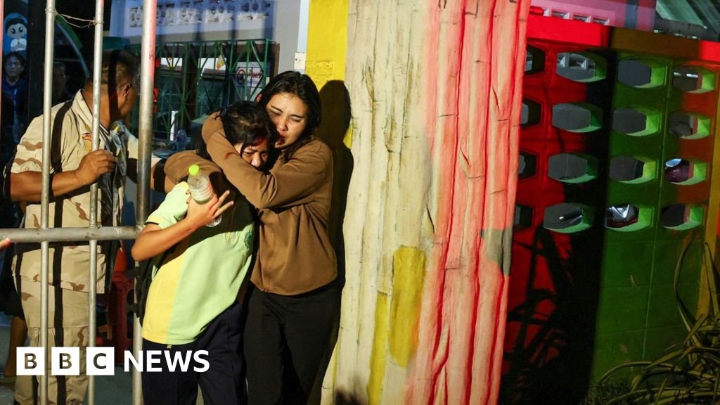 Principal shot in Thailand school siege dies of injuries