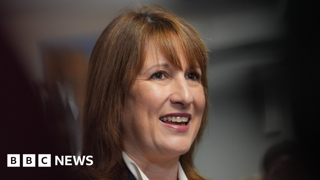 Reeves' borrowing rules 'need a rethink', claims IFS