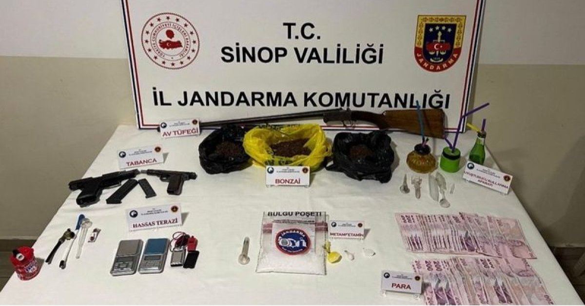 Sinop’ta uyuşturucu operasyonunda yakalanan 2 zanlı tutuklandı