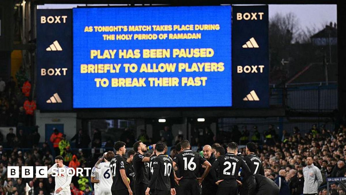 Leeds v Man City: Boos heard during Ramadan pause at Elland Road