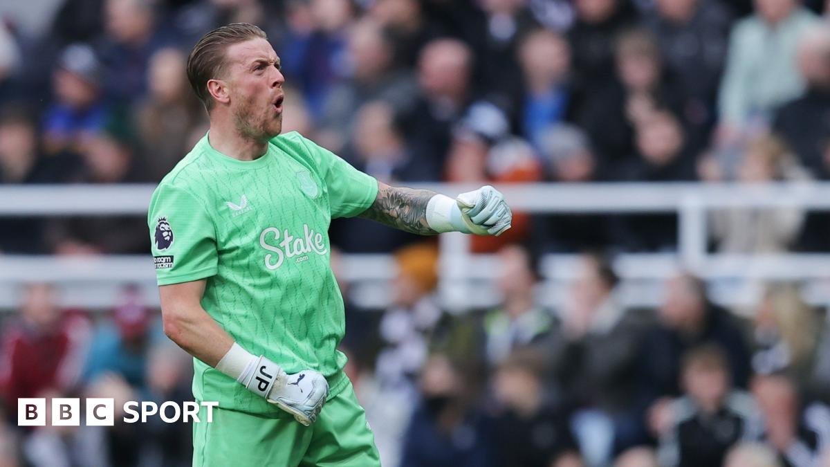 Jordan Pickford save: How good was Everton goalkeeper’s stop?